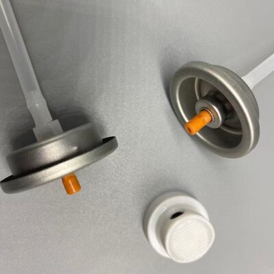 ヘアケア用の接着剤スプレーディスペンスシステムを備えたエアゾールヘア接着剤スプレーバルブ