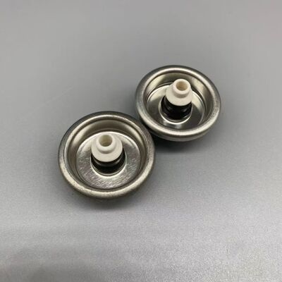 耐久性のある短幹PU泡弁 高圧定数と化学耐性設計でポリウレタン泡を噴霧する